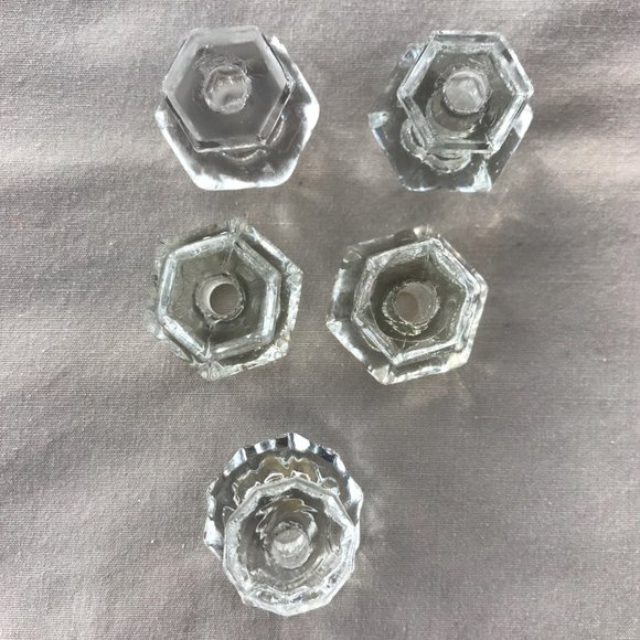Lot of 5 Vintage Clear Glass Mismatched Cabinet Pulls / Drawer Knobs - Picture 3 of 6